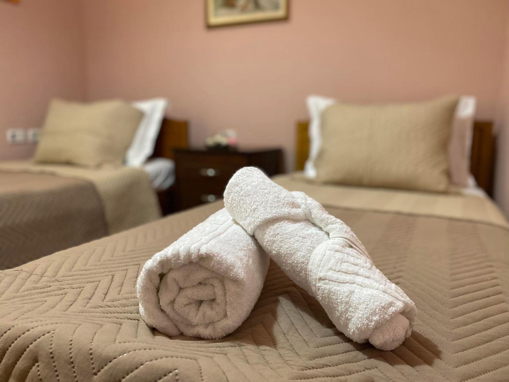 Gjirokastër Guest House Persa מראה חיצוני תמונה